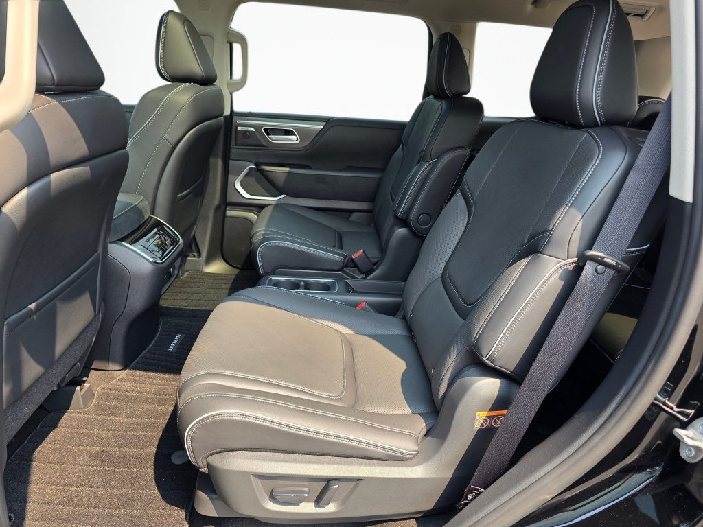 New 2027 INFINITI QX80 Luxe w/ Cargo Package AWD/4WD image 18