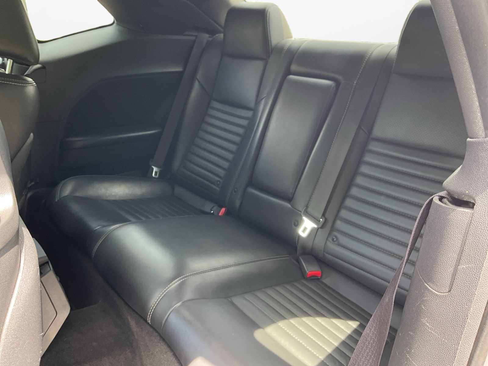 Used 2014 Dodge Challenger R/T Plus RWD image 15