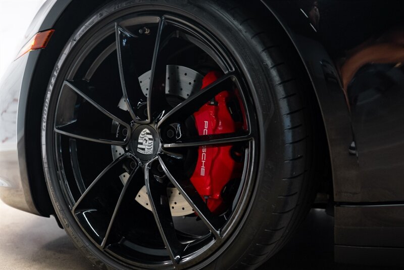 Used 2023 Porsche 911 Carrera S RWD image 25