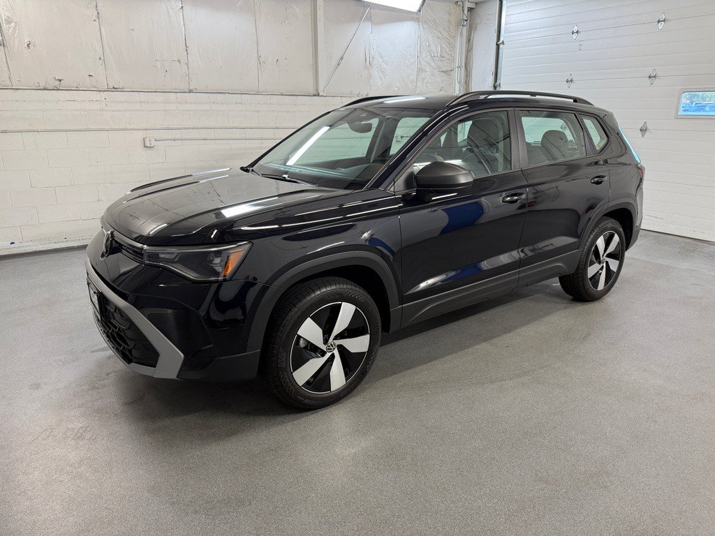 New 2026 Volkswagen Taos S AWD/4WD image 1