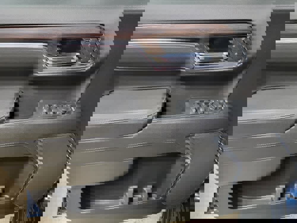 Certified 2023 GMC Sierra 1500 SLT w/ X31 Off-Road Package image 16