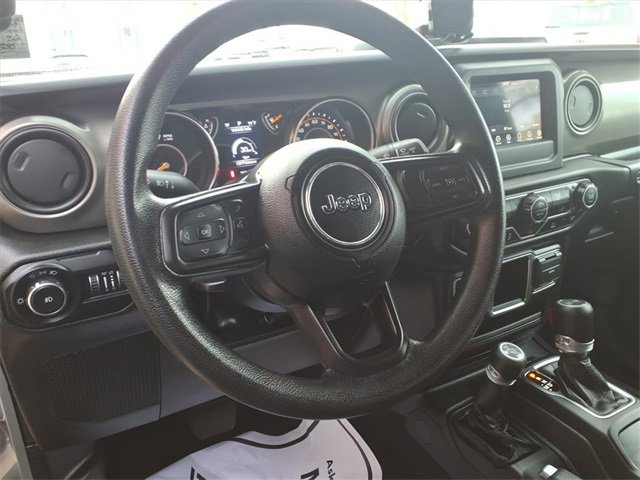 Used 2022 Jeep Wrangler Unlimited Sport image 12