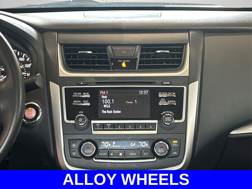 Used 2017 Nissan Altima 2.5 SV image 16
