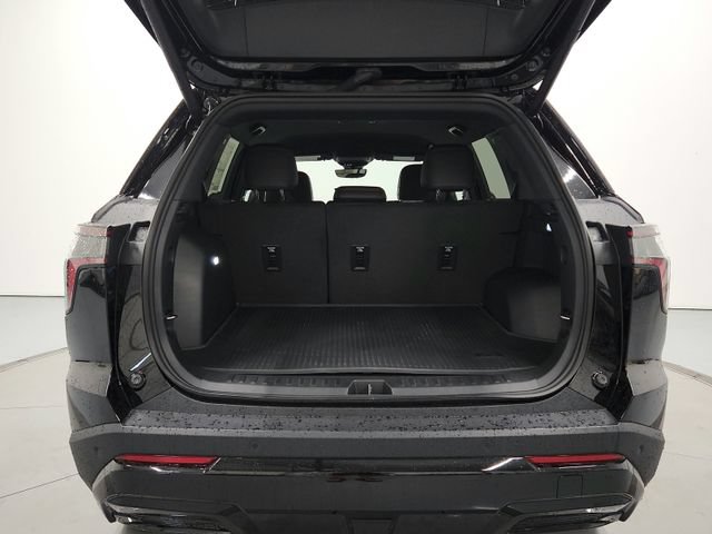 New 2027 Chevrolet Equinox RS w/ Safety and Technology Package FWD image 36