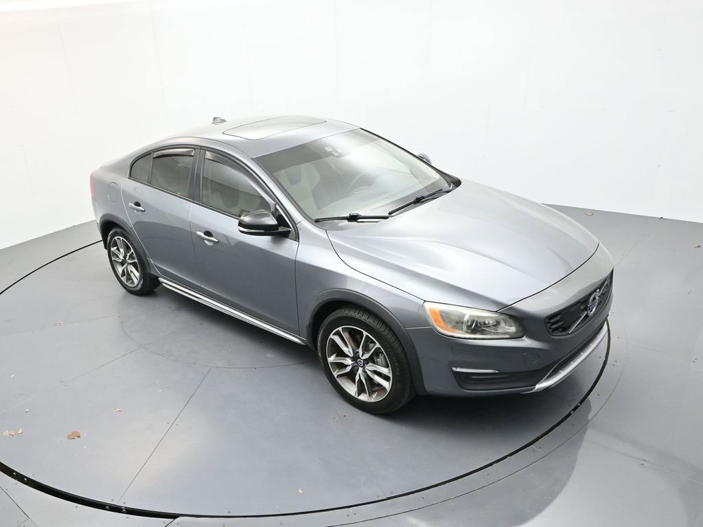 Used 2017 Volvo S60 T5 Cross Country Platinum image 23