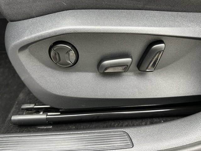Certified 2024 Volkswagen Taos SE AWD/4WD image 13