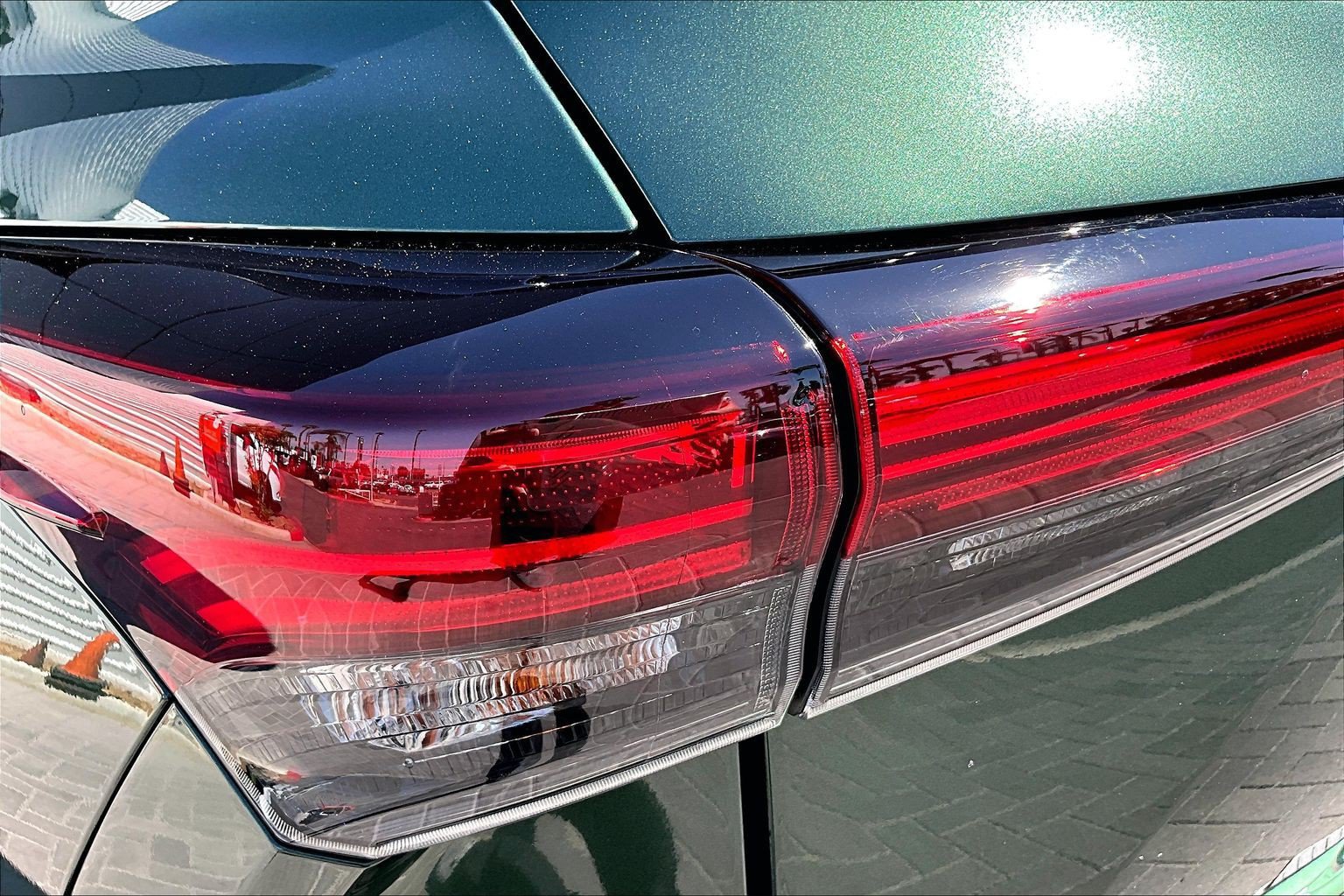 Used 2025 Toyota Highlander XLE AWD/4WD image 30