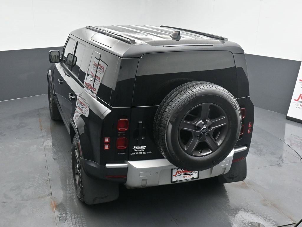 Used 2022 Land Rover Defender 110 S image 30