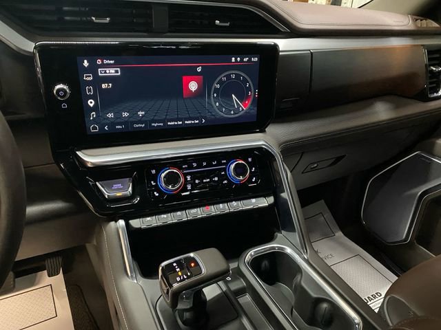 Used 2023 GMC Sierra 1500 Denali w/ Technology Package AWD/4WD image 18