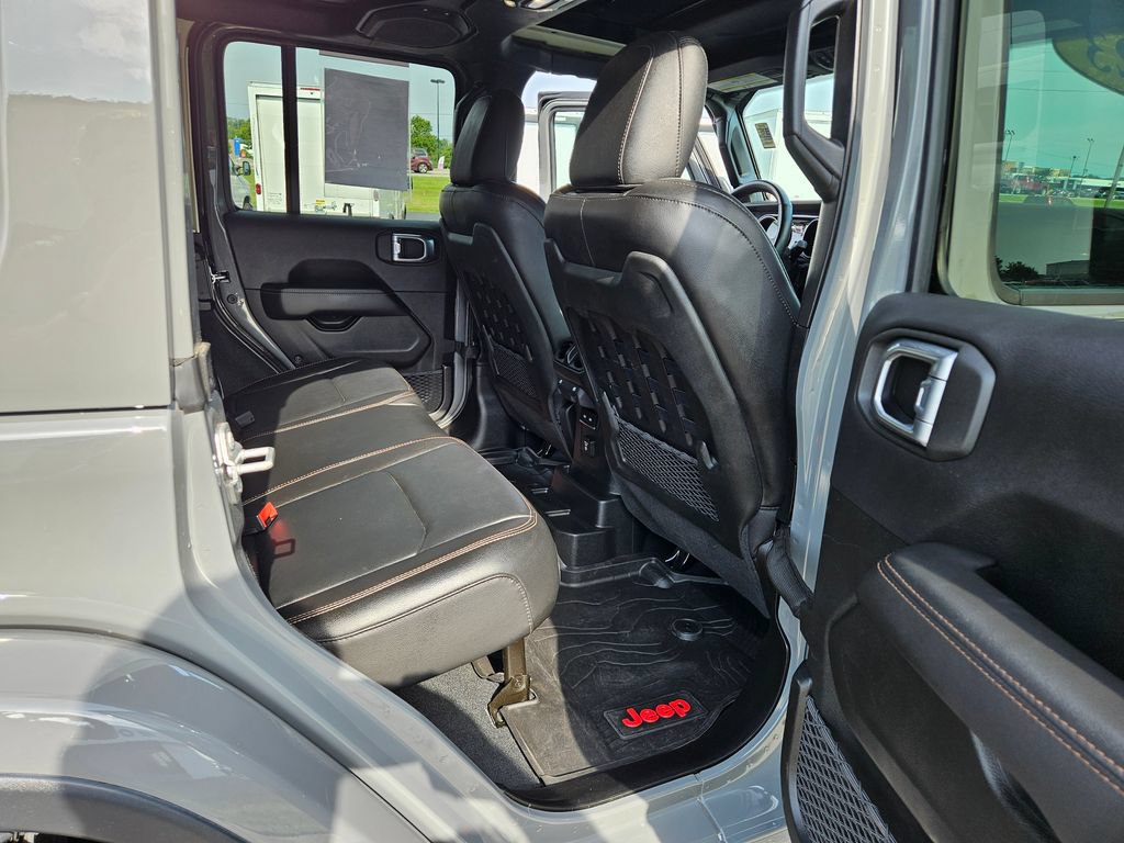 Used 2023 Jeep Wrangler Unlimited Rubicon 392 AWD/4WD image 22