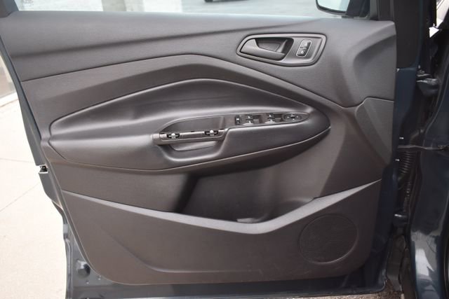 Used 2019 Ford Escape S FWD image 41