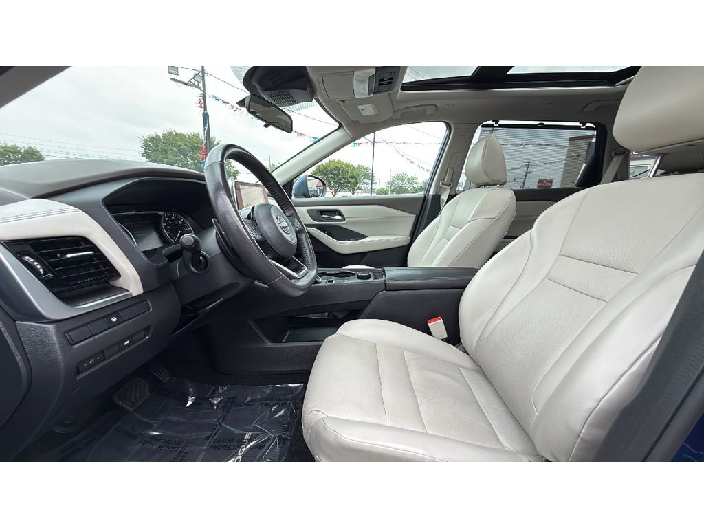 Used 2022 Nissan Rogue SV w/ SV Premium Package image 40