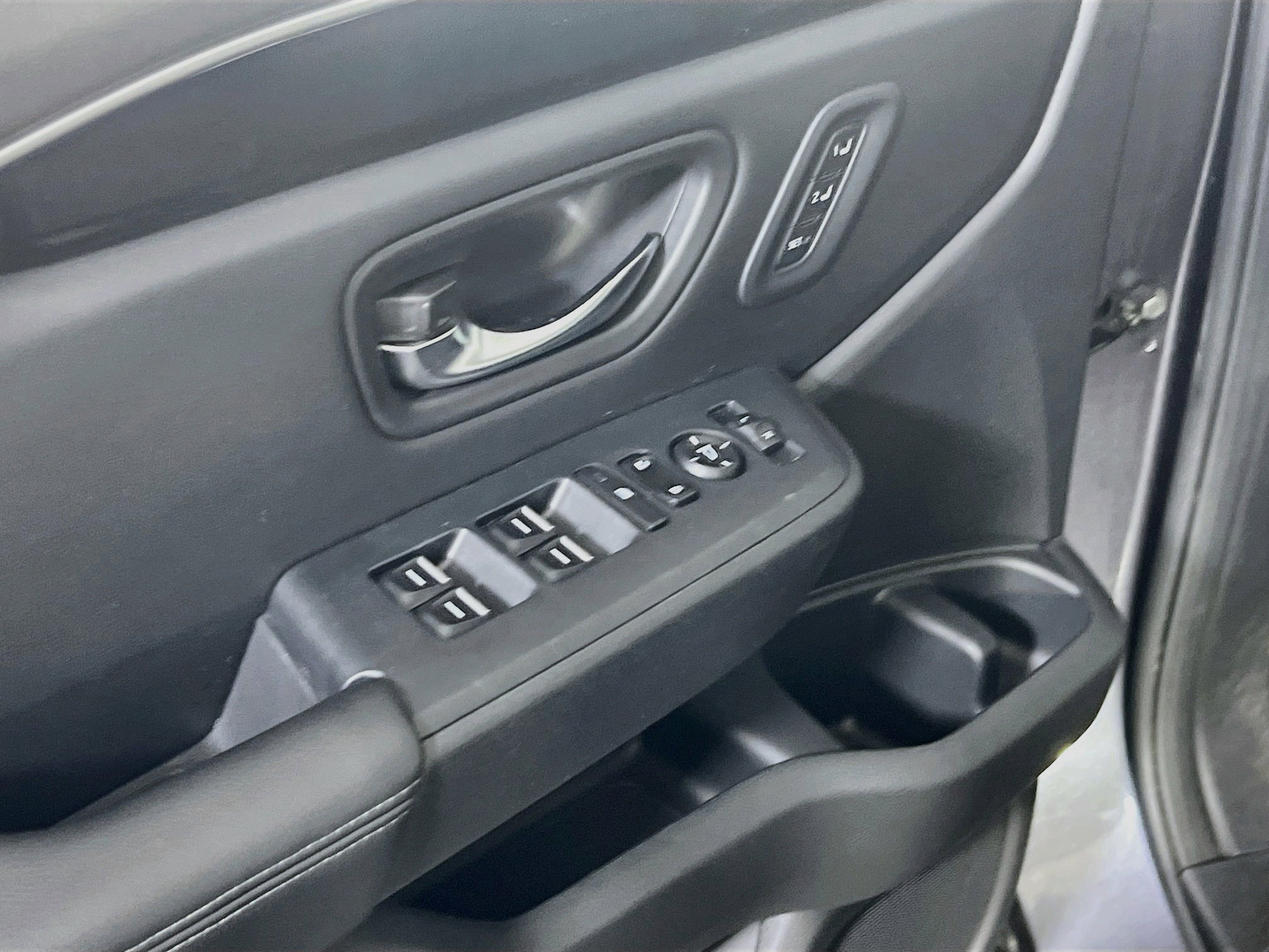 Used 2023 Honda Pilot Touring image 18