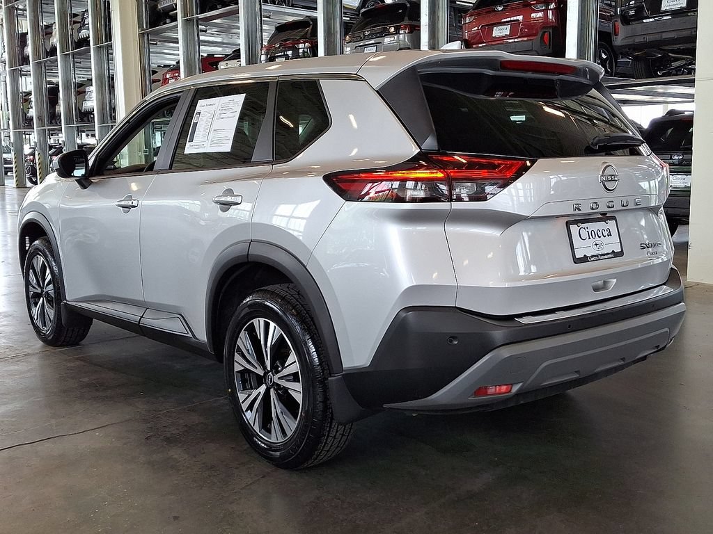 Used 2023 Nissan Rogue SV AWD/4WD image 7