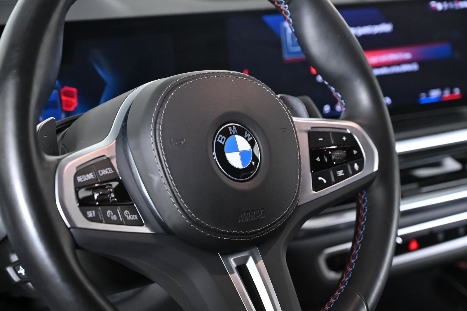 Used 2024 BMW X6 M60i image 15