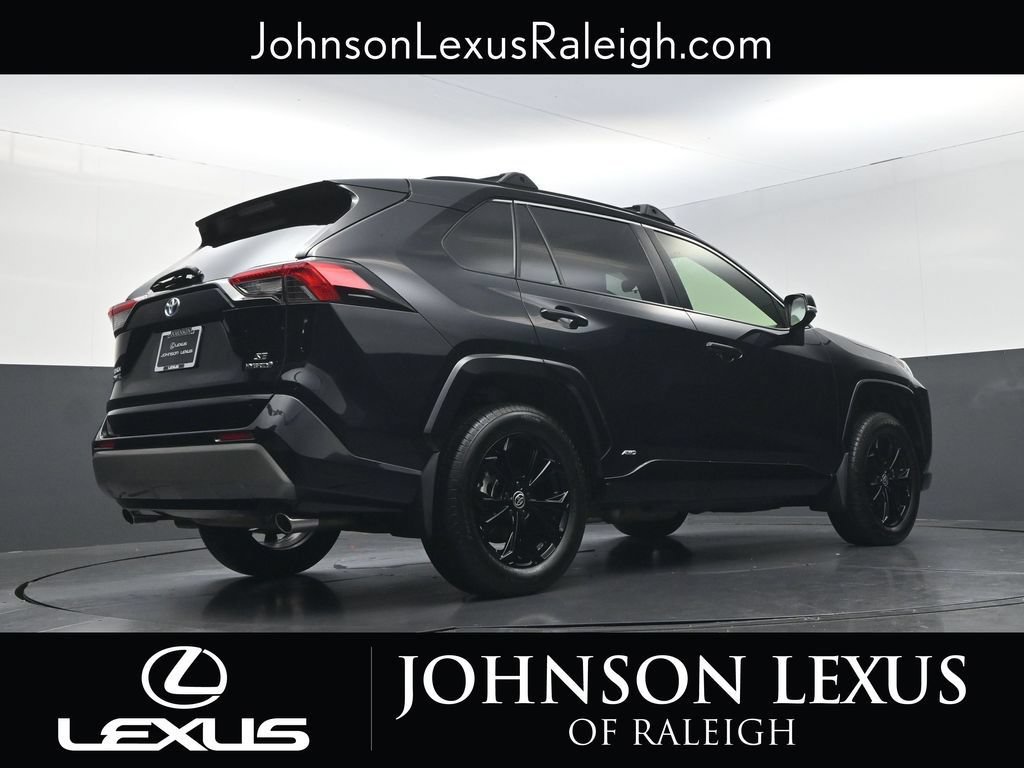 Used 2023 Toyota RAV4 SE w/ Convenience Package AWD/4WD image 19