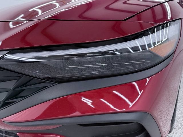 Used 2025 Hyundai Elantra Sport FWD image 7