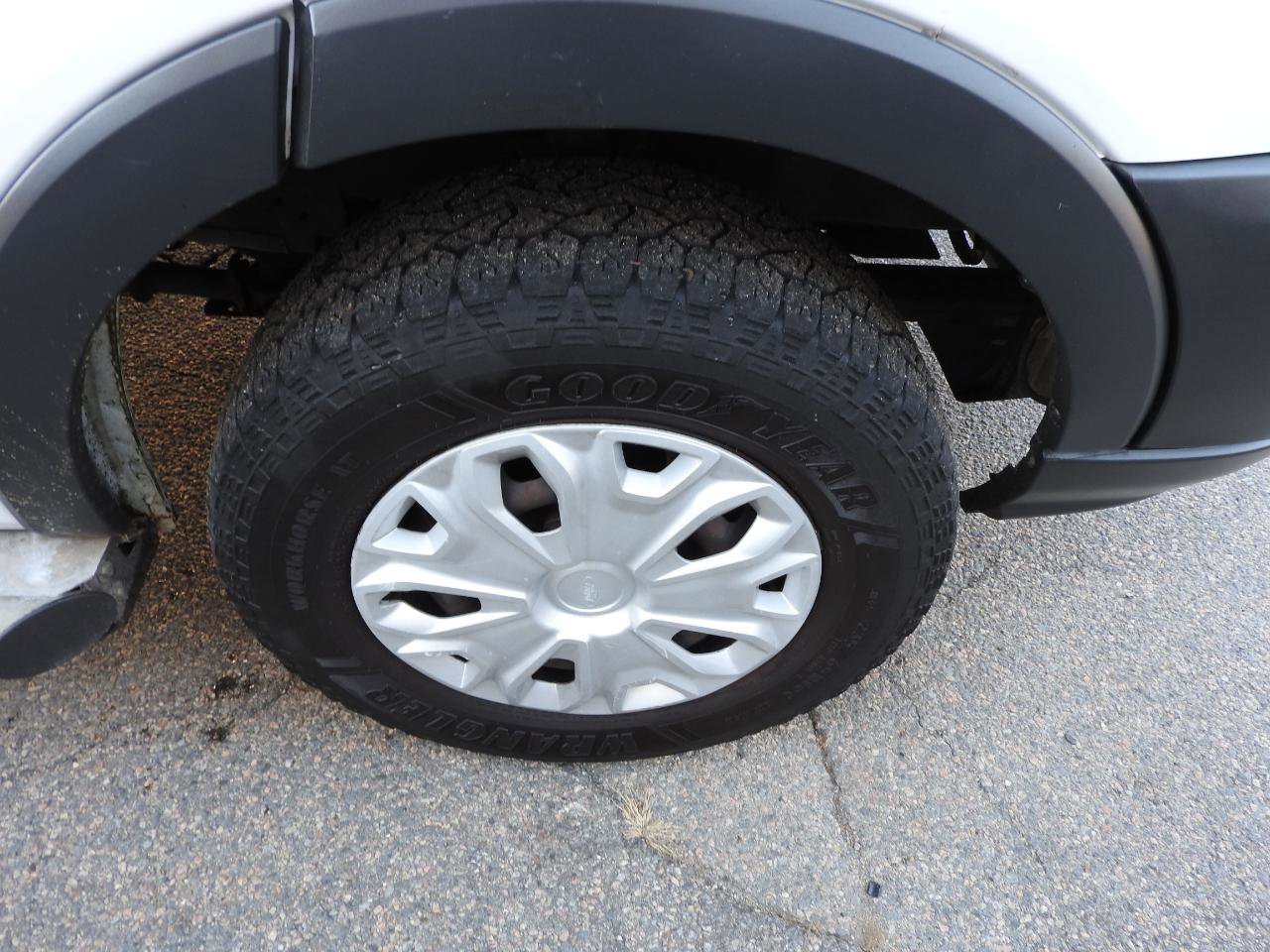 Used 2016 Ford Transit 250 250 Van Low Roof 60/40 Pass.13 w/ Exterior Upgrade Package image 15