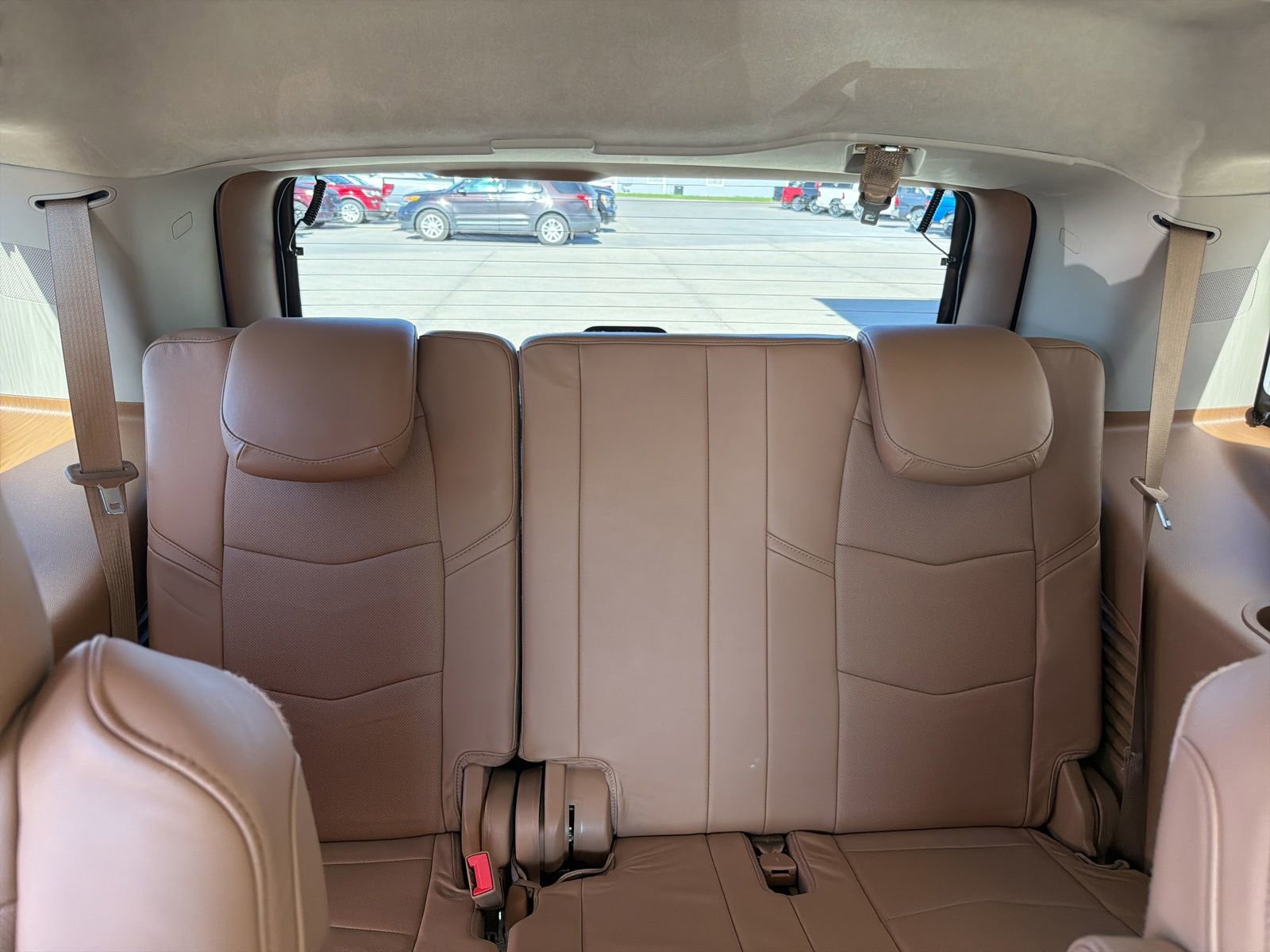 Used 2016 Cadillac Escalade Platinum AWD/4WD image 13