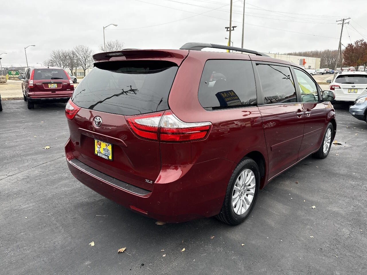 Used 2015 Toyota Sienna image 6