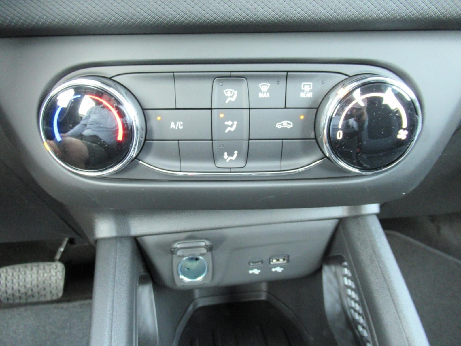 New 2026 Chevrolet TrailBlazer LS w/ LS Confidence Package FWD image 29
