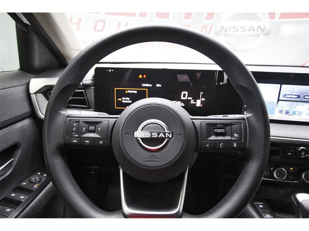 Used 2025 Nissan Kicks SV image 11