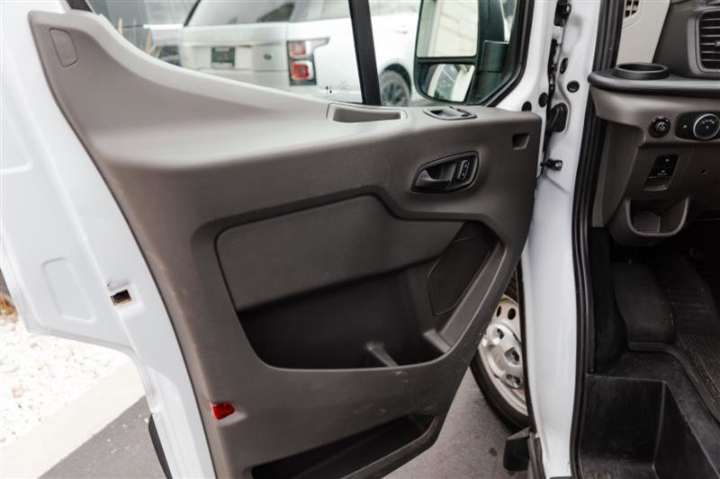 Used 2024 Ford Transit 350 XLT image 13