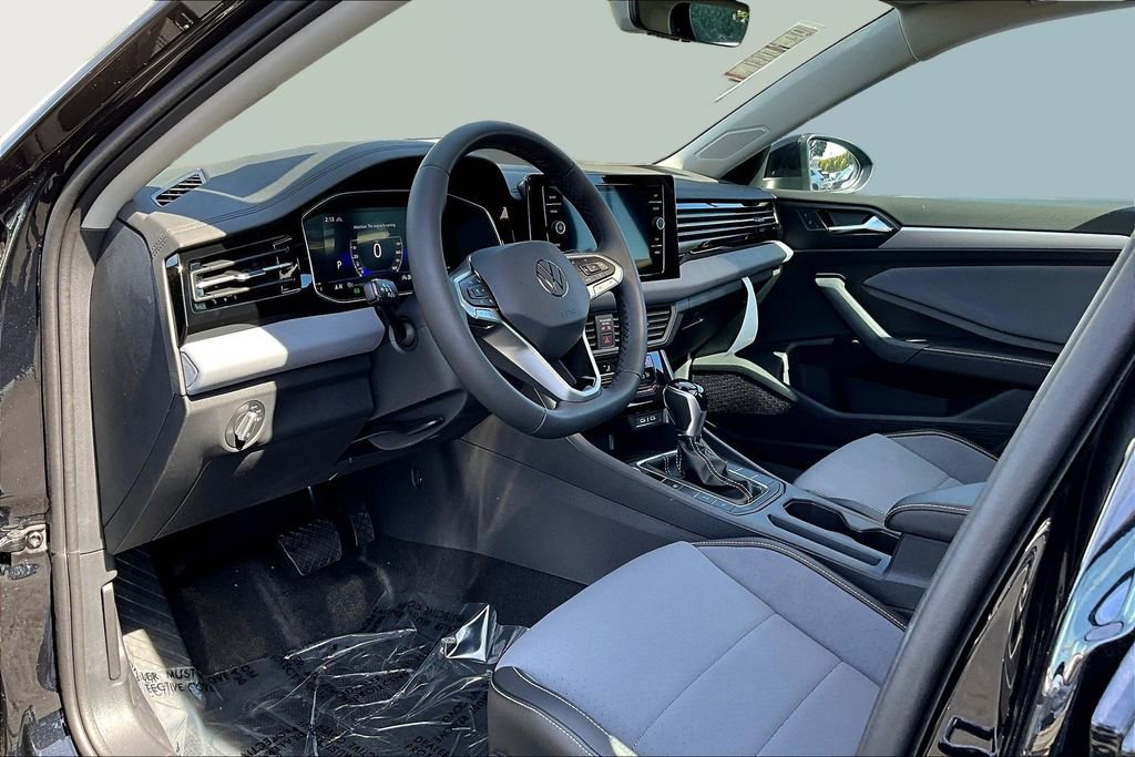 New 2026 Volkswagen Jetta SE image 16