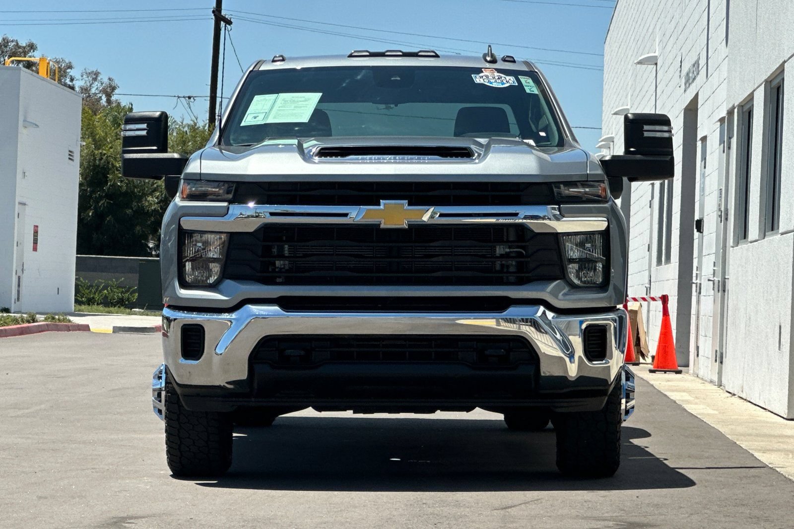 Used 2024 Chevrolet Silverado 3500 LT AWD/4WD image 9