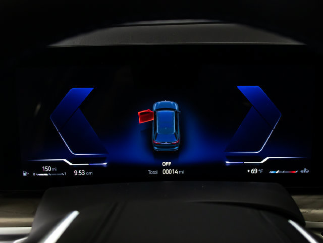 New 2026 BMW ALPINA XB7 AWD/4WD image 17