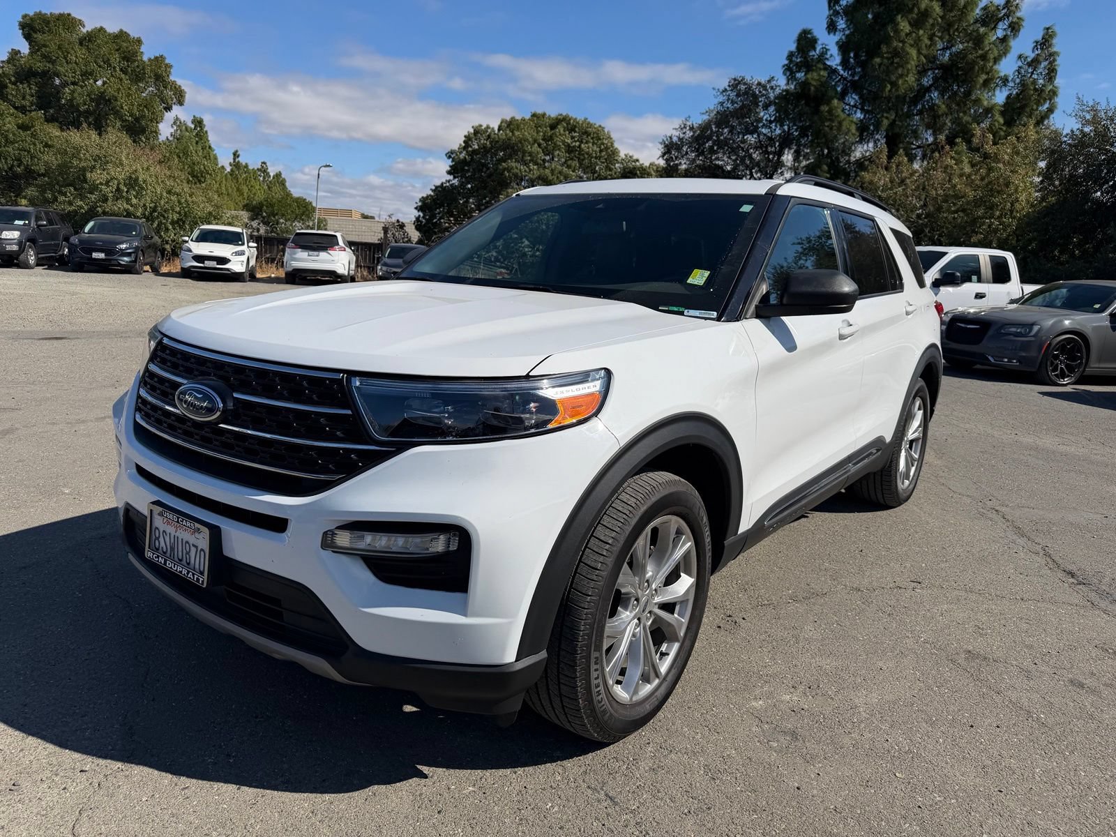 Used 2020 Ford Explorer XLT w/ Equipment Group 202A AWD/4WD image 1