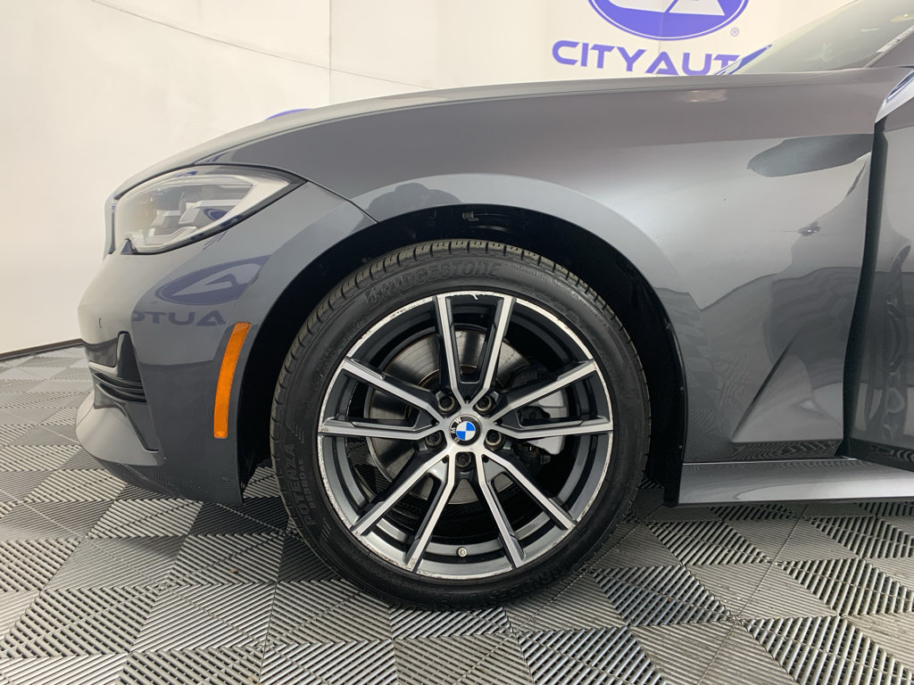 Used 2020 BMW 330i xDrive Sedan w/ Convenience Package AWD/4WD image 11