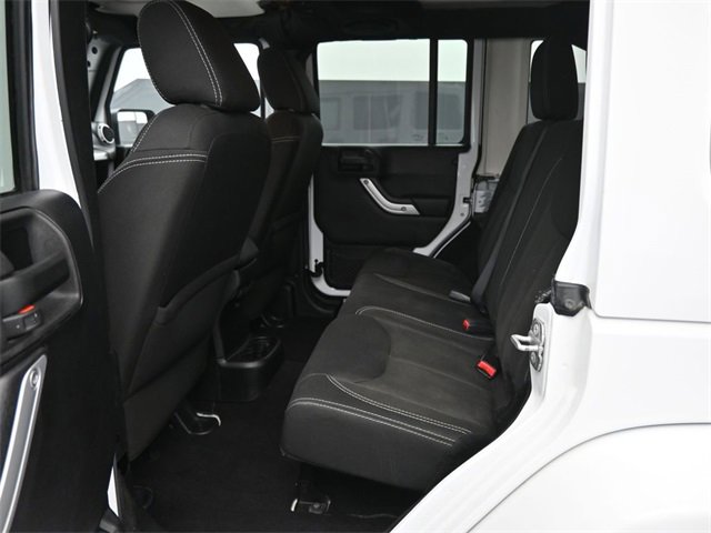 Used 2014 Jeep Wrangler Unlimited Sahara w/ Connectivity Group image 33