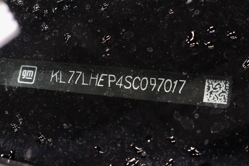 Used 2025 Chevrolet Trax LT w/ Driver Confidence Package image 35