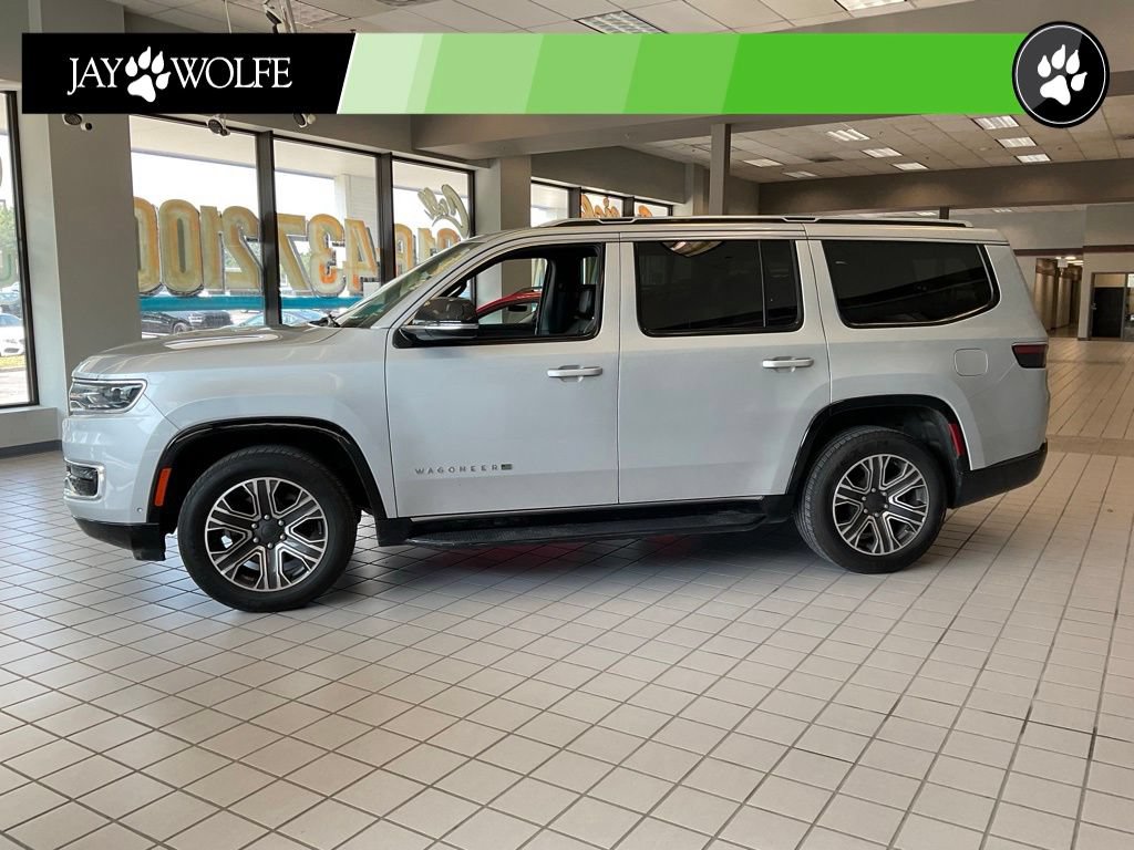 Used 2024 Jeep Wagoneer Series II AWD/4WD image 3