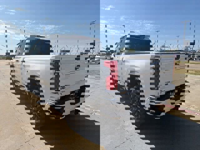 Used 2024 Chevrolet Silverado 2500 LTZ w/ LTZ Plus Package image 6