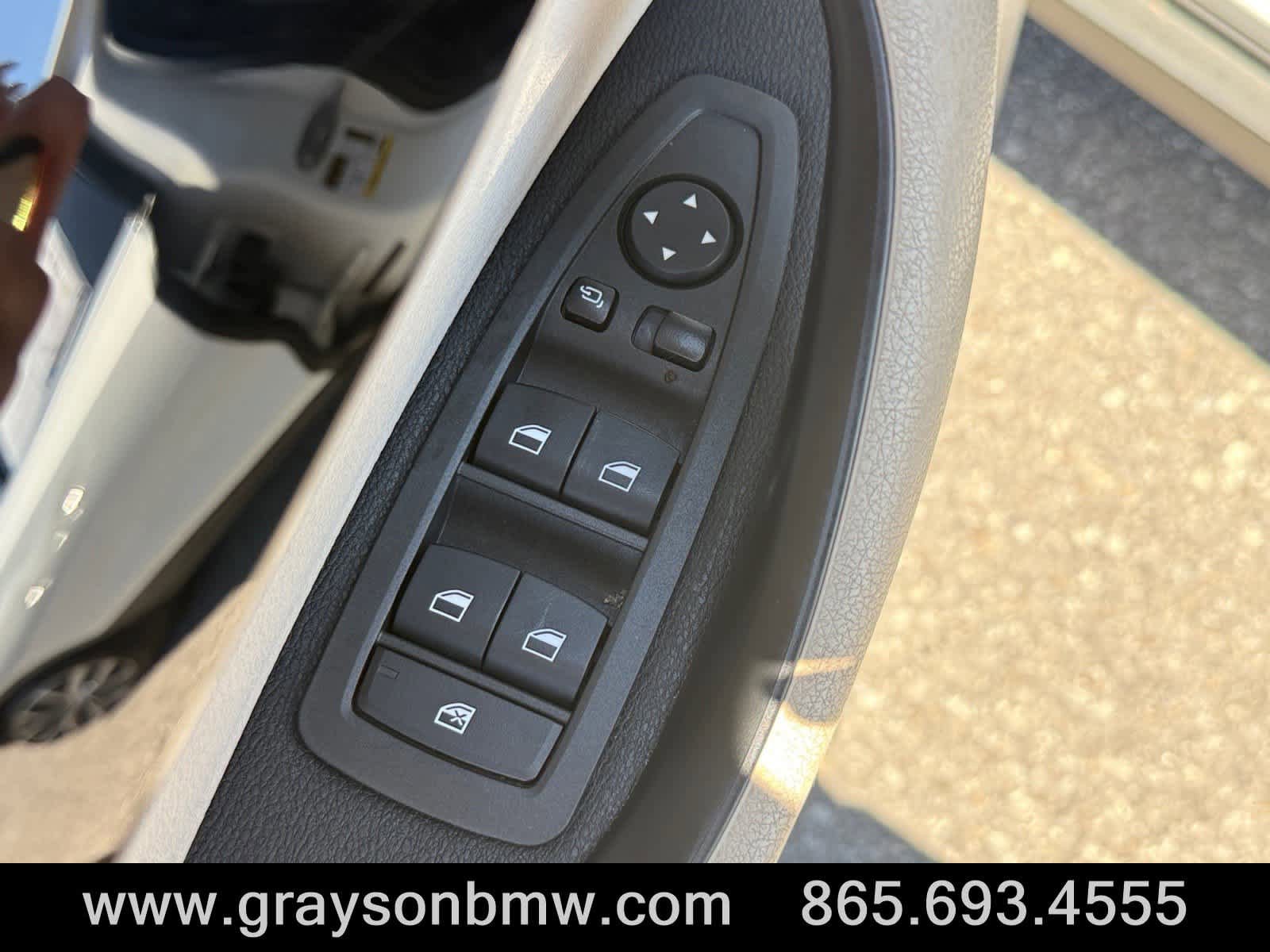 Used 2018 BMW X2 sDrive28i w/ Convenience Package FWD image 14