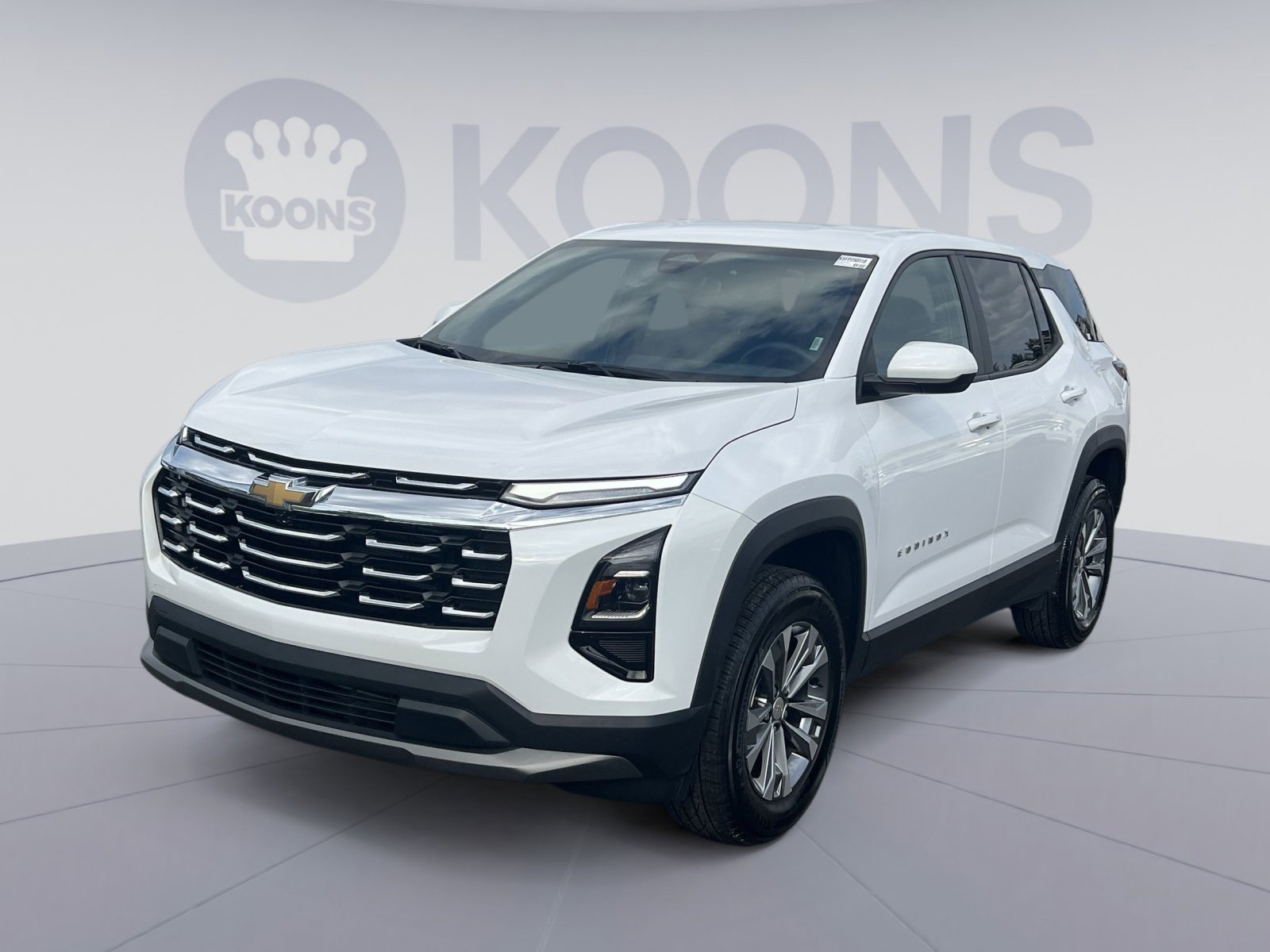 Used 2025 Chevrolet Equinox LT FWD image 1