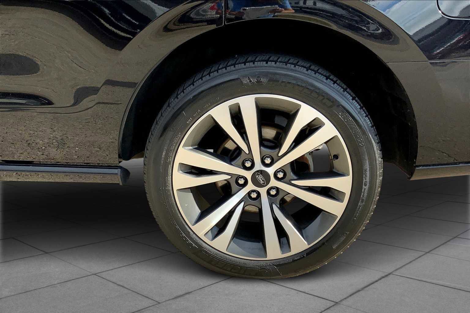 Used 2020 Ford Expedition Platinum image 10