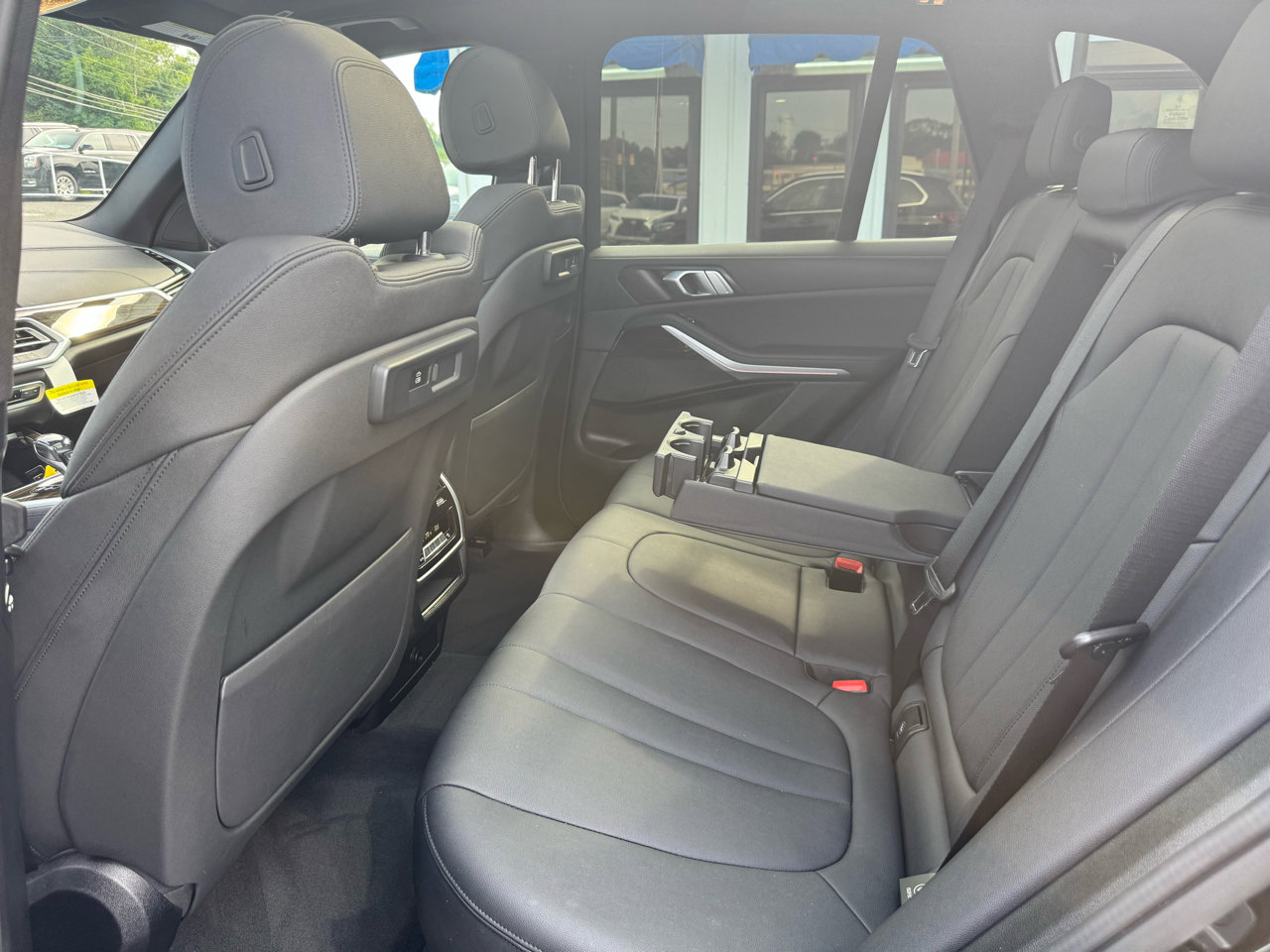 Used 2021 BMW X5 xDrive40i w/ Convenience Package AWD/4WD image 14