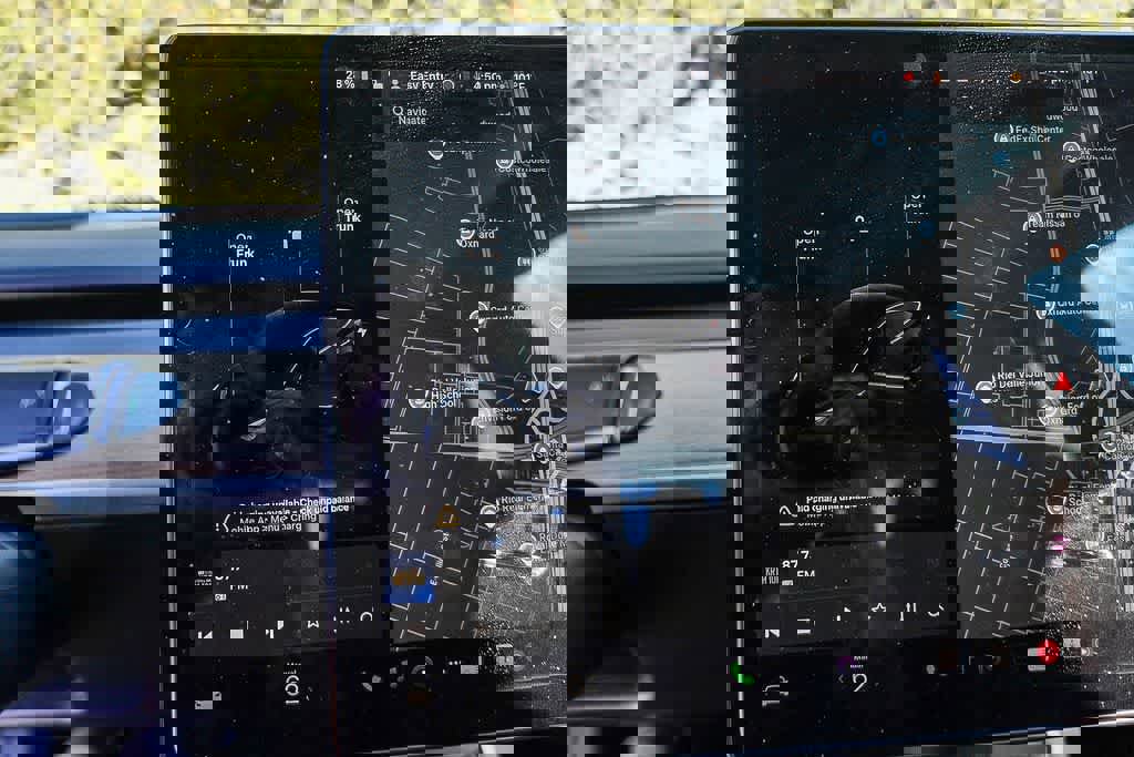 Used 2019 Tesla Model 3 Standard Range image 26