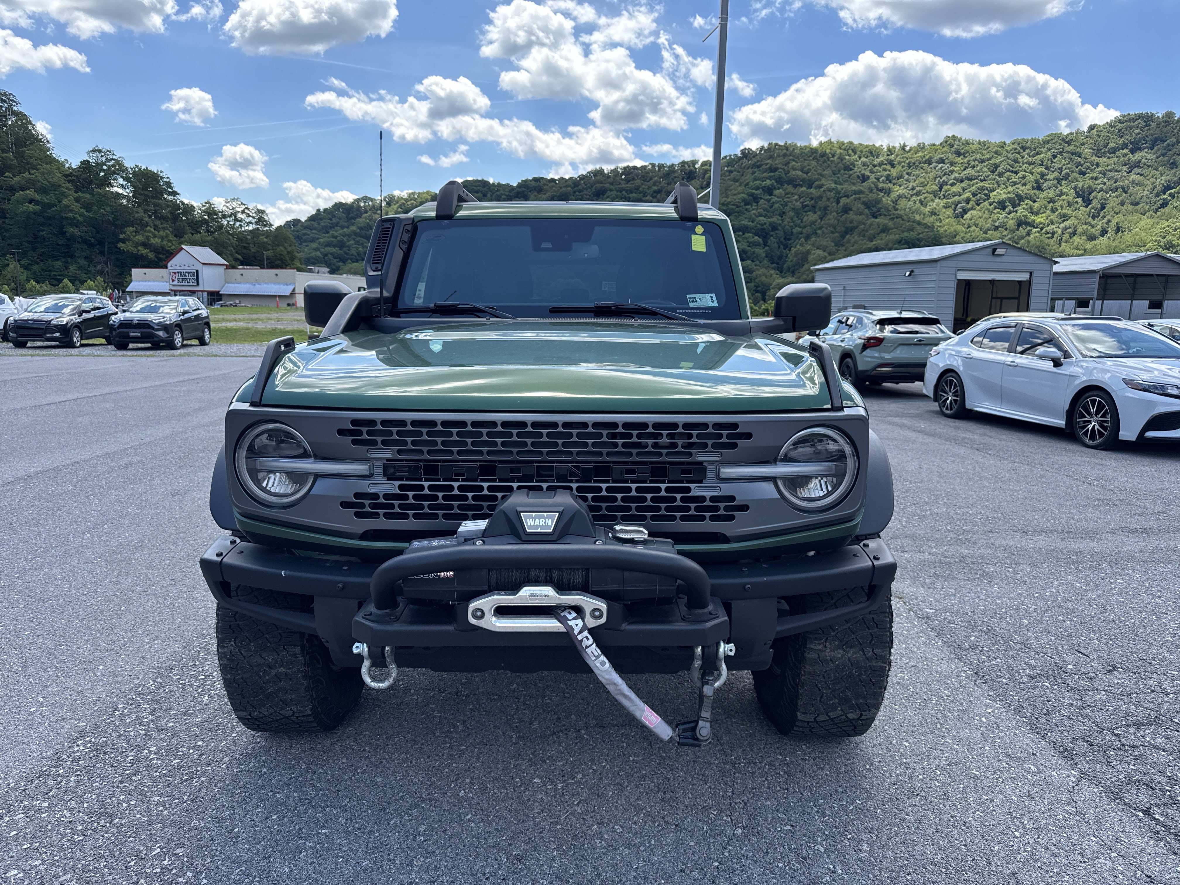Used 2024 Ford Bronco Everglades AWD/4WD image 3