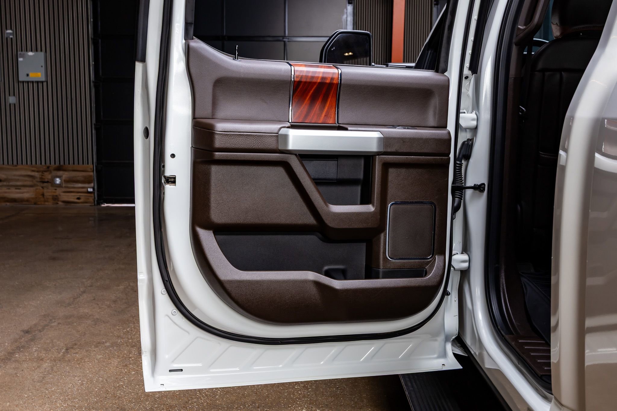 Used 2022 Ford F450 King Ranch w/ King Ranch Ultimate Package image 37