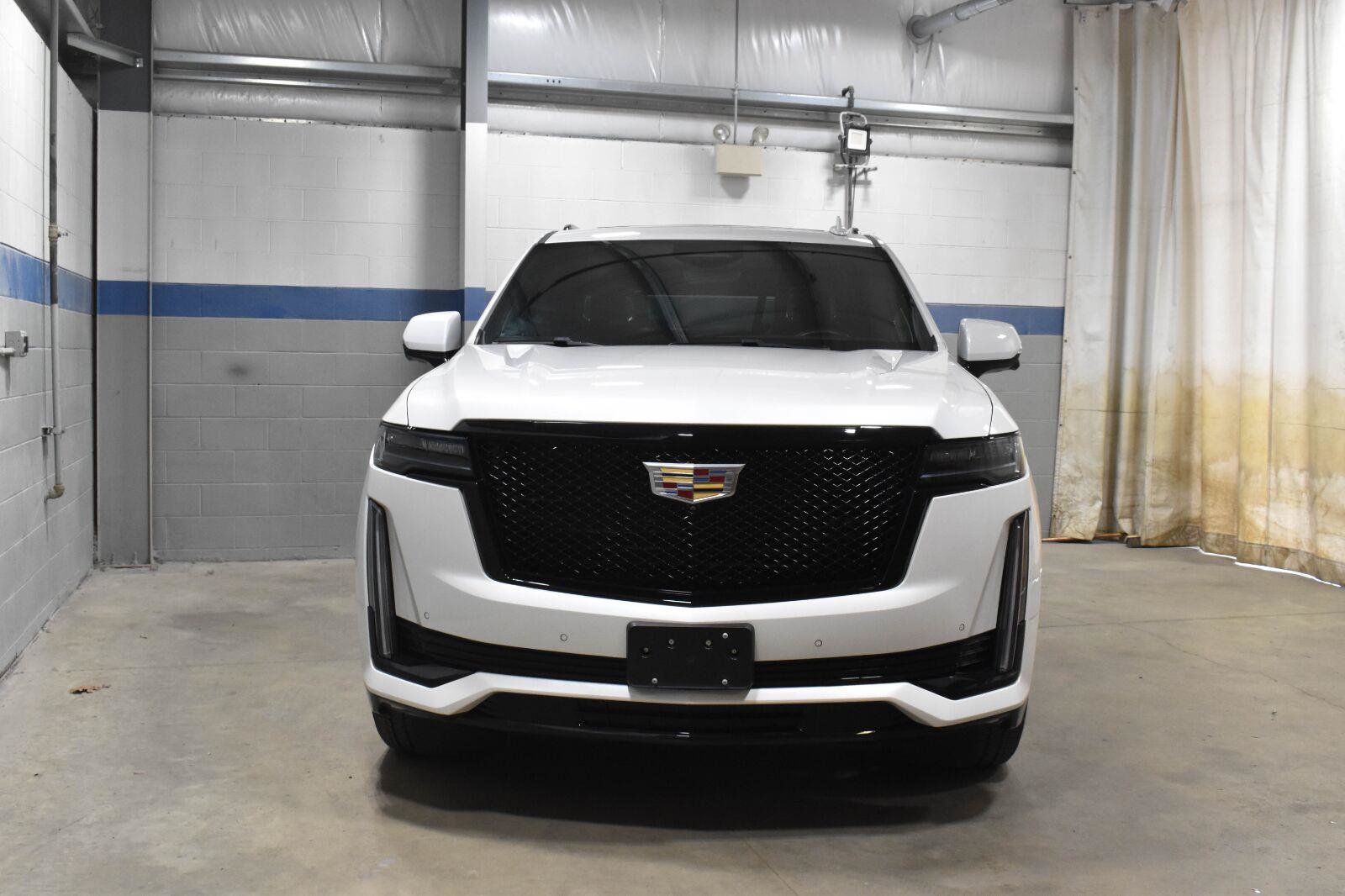 Used 2021 Cadillac Escalade Sport Platinum AWD/4WD image 31