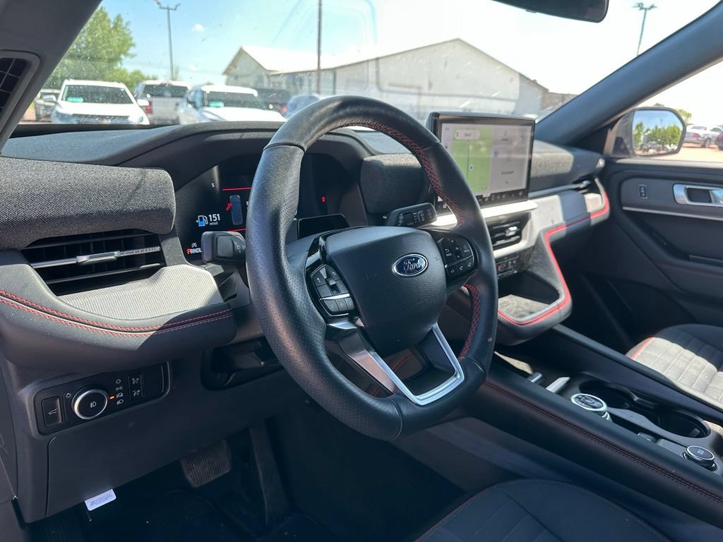 Used 2025 Ford Explorer ST-Line AWD/4WD image 12