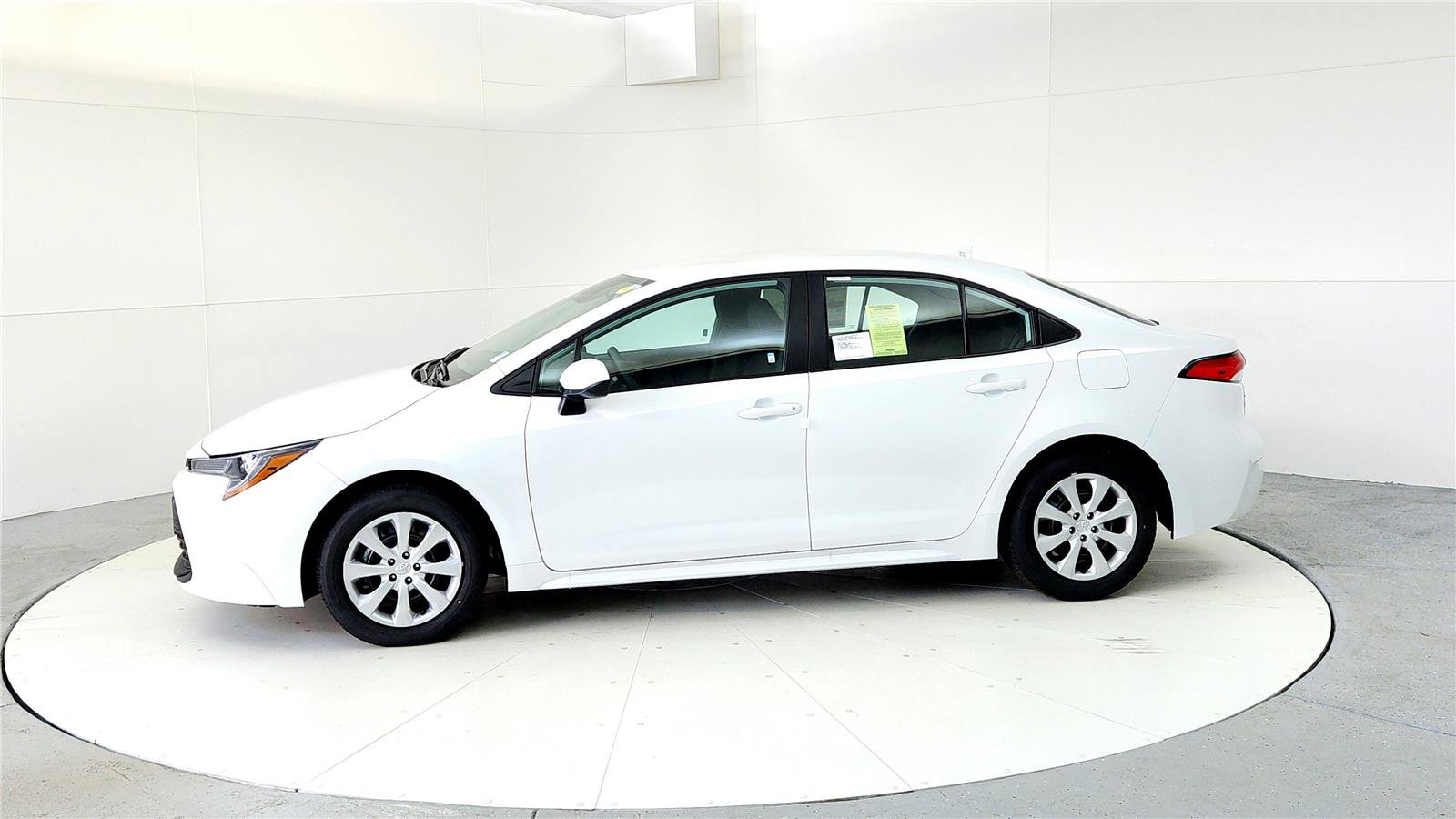 New 2026 Toyota Corolla LE FWD image 3