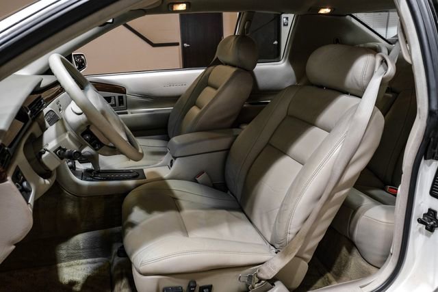 Used 2000 Cadillac Eldorado ESC w/ Comfort/Convenience Pkg FWD image 31