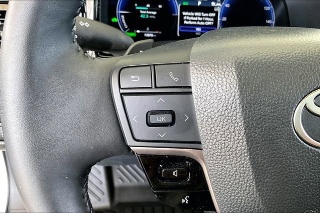 Used 2025 Toyota Camry XSE image 10