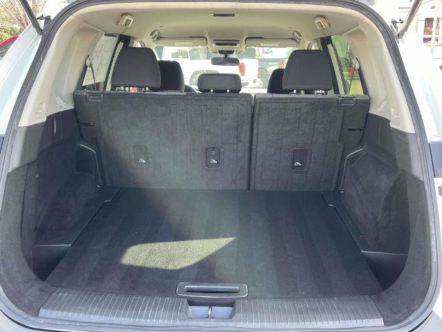 Used 2023 Nissan Rogue SV image 10