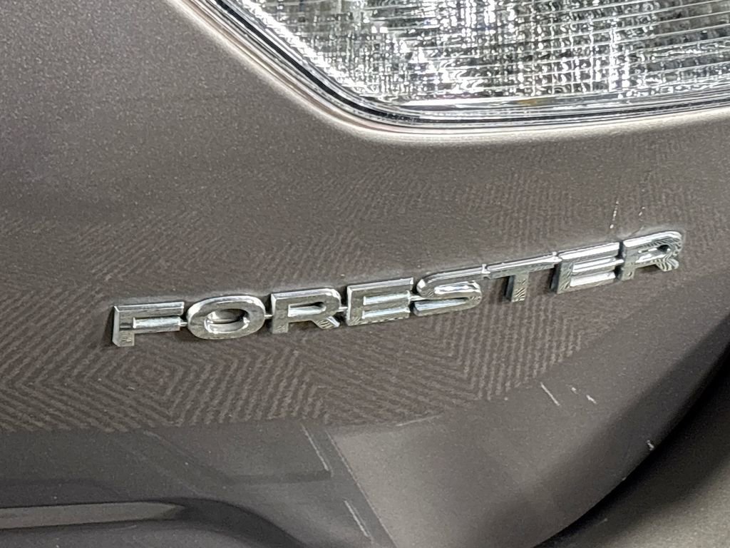 Used 2023 Subaru Forester Limited AWD/4WD image 25